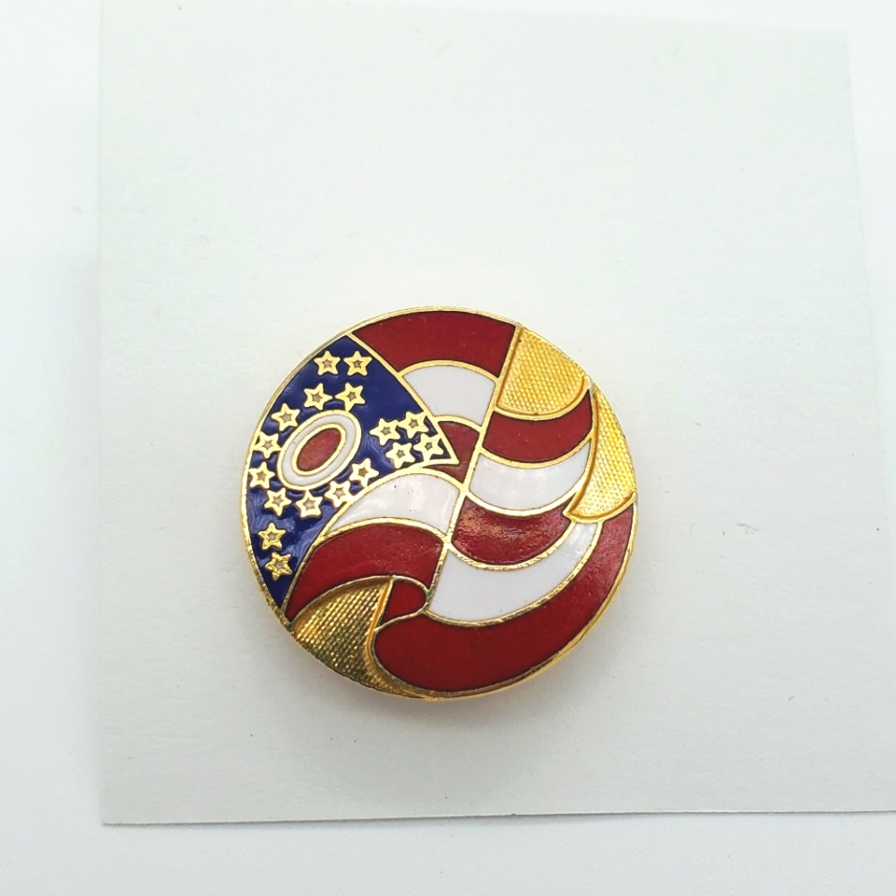 Ohio flag pin